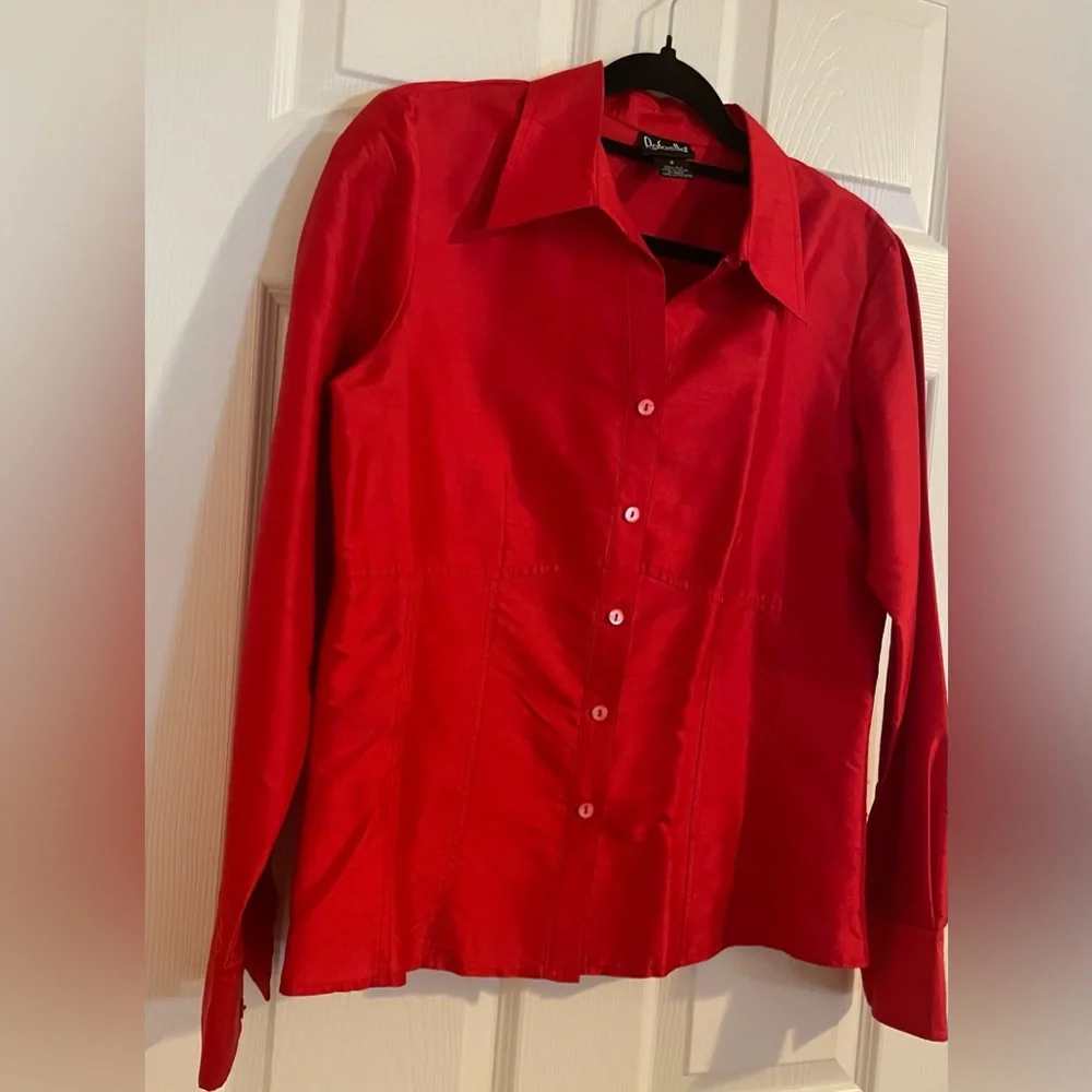 Cherry red silk ladies blouse size 8. Vibrant dress top. Excellent condition. - Picture 1 of 5